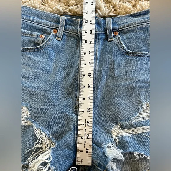 Sz 29 Womens Levis Ribcage Denim Shorts Super High Rise Waisted NWOT Button Fly - Picture 8 of 13